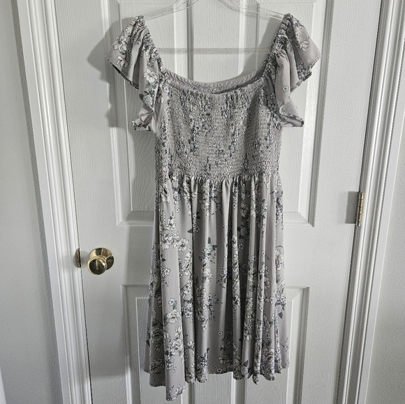 NWOT Torrid Mini Challis Smocked Floral Skater Dress - Picture 5 of 11